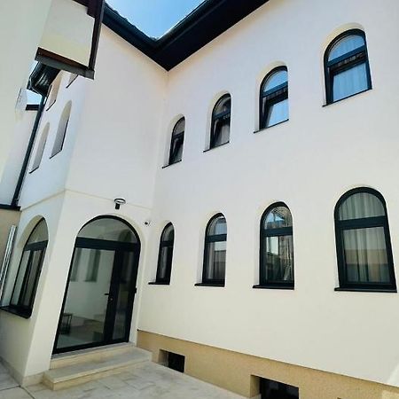 Miss Saray Apartment Сараево Екстериор снимка