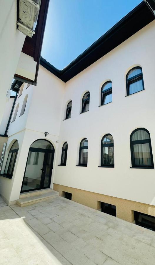 Miss Saray Apartment Сараево Екстериор снимка