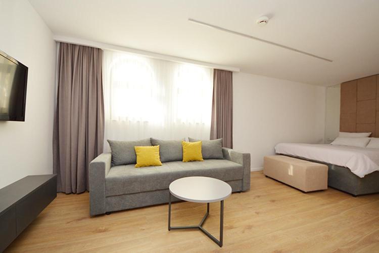 Miss Saray Apartment Сараево Екстериор снимка